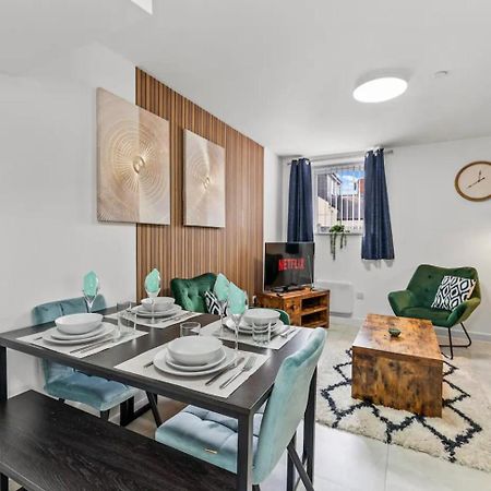 A Stylish Luxury 2 Bedroom Duplex Apartment Cardiff Eksteriør billede